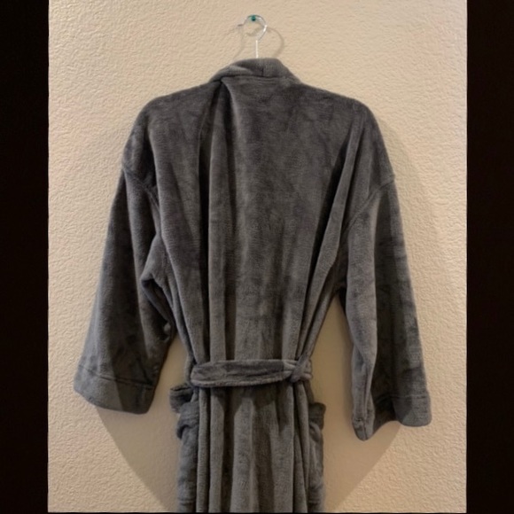 NWOT Super Soft Comfy Robe - Picture 6 of 6